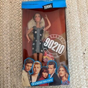 Mattel 1991 Beverly Hills 90210 Donna Martin Tori Spelling Vintage Opened Box